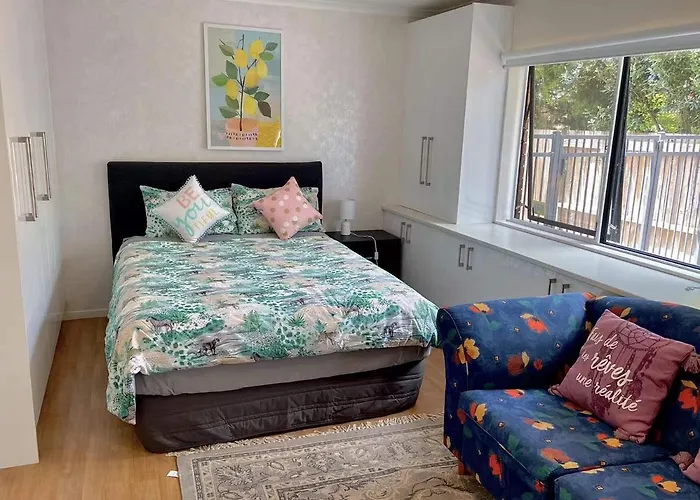 Paradise Hideaway *